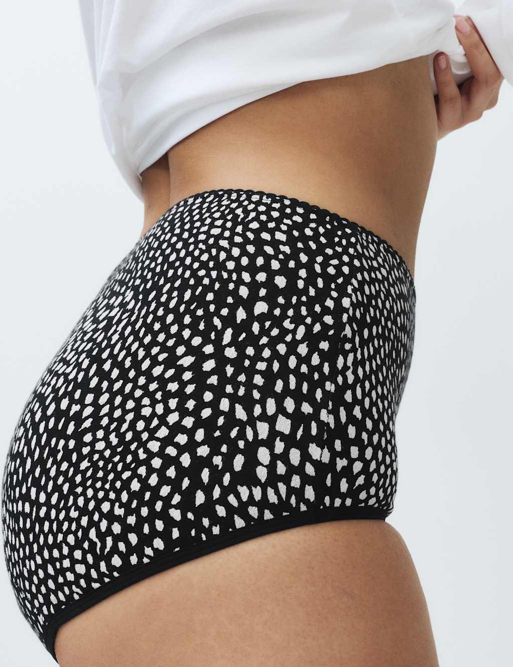 Marks & Spencer M&S 3 Pack Heavy Absorbency Period Full Briefs White Mix - 2