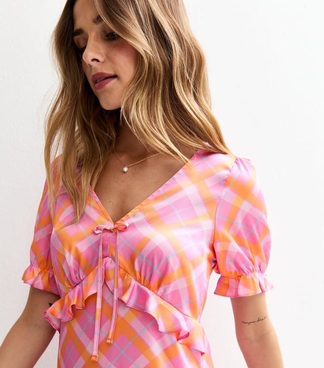 New Look Women's Pink Check Print Ruffle Front Satin Midi Dress New Look - 2