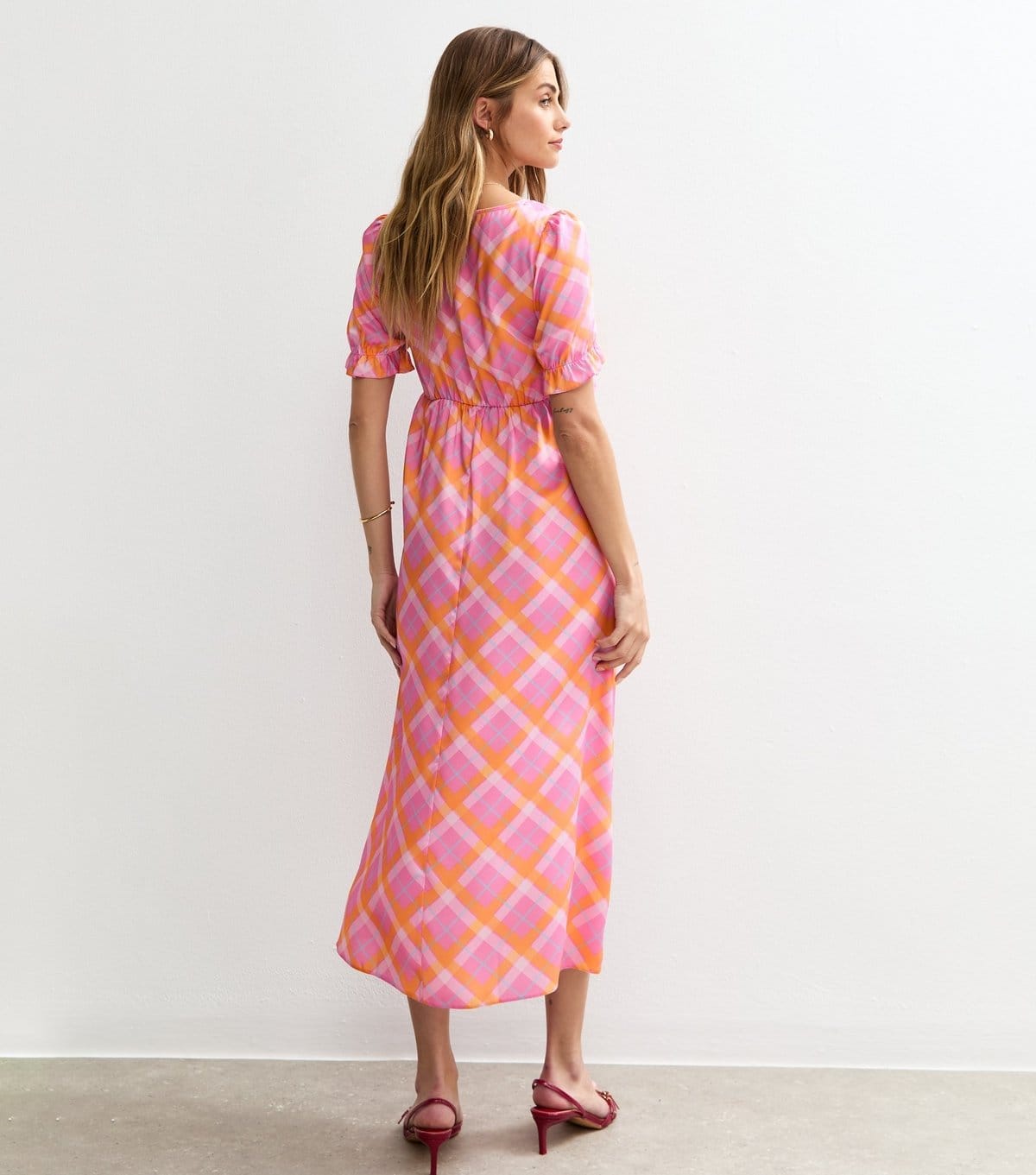 New Look Women's Pink Check Print Ruffle Front Satin Midi Dress New Look - 4