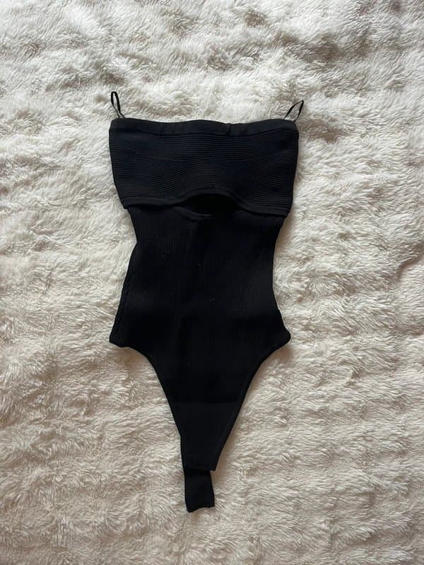 Bershka Strapless bodysuit