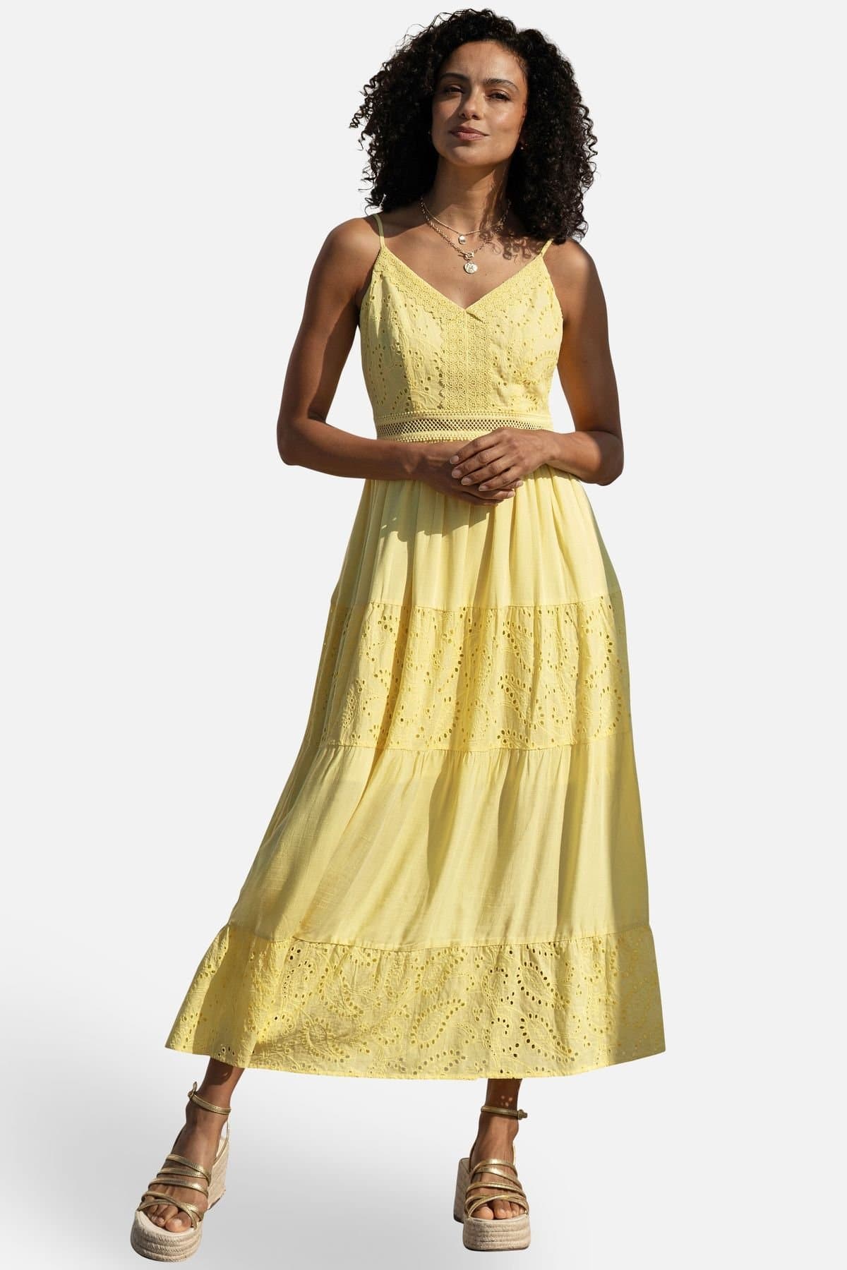 Yumi Yumi Women's Butter Yellow Cotton Lace Trim Midi Dress in Lemon