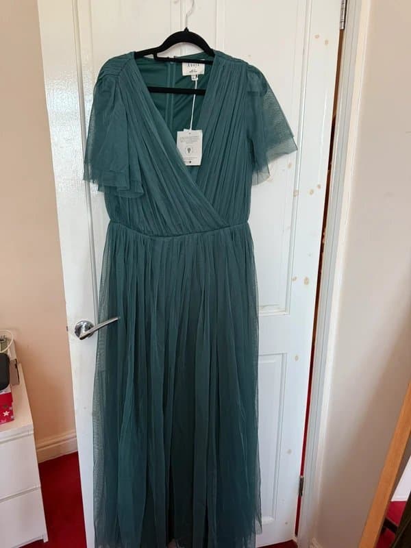 Anaya with Love Anaya Dark Green Pleated Tulle Maxi Dress – Size 14, New with Tags