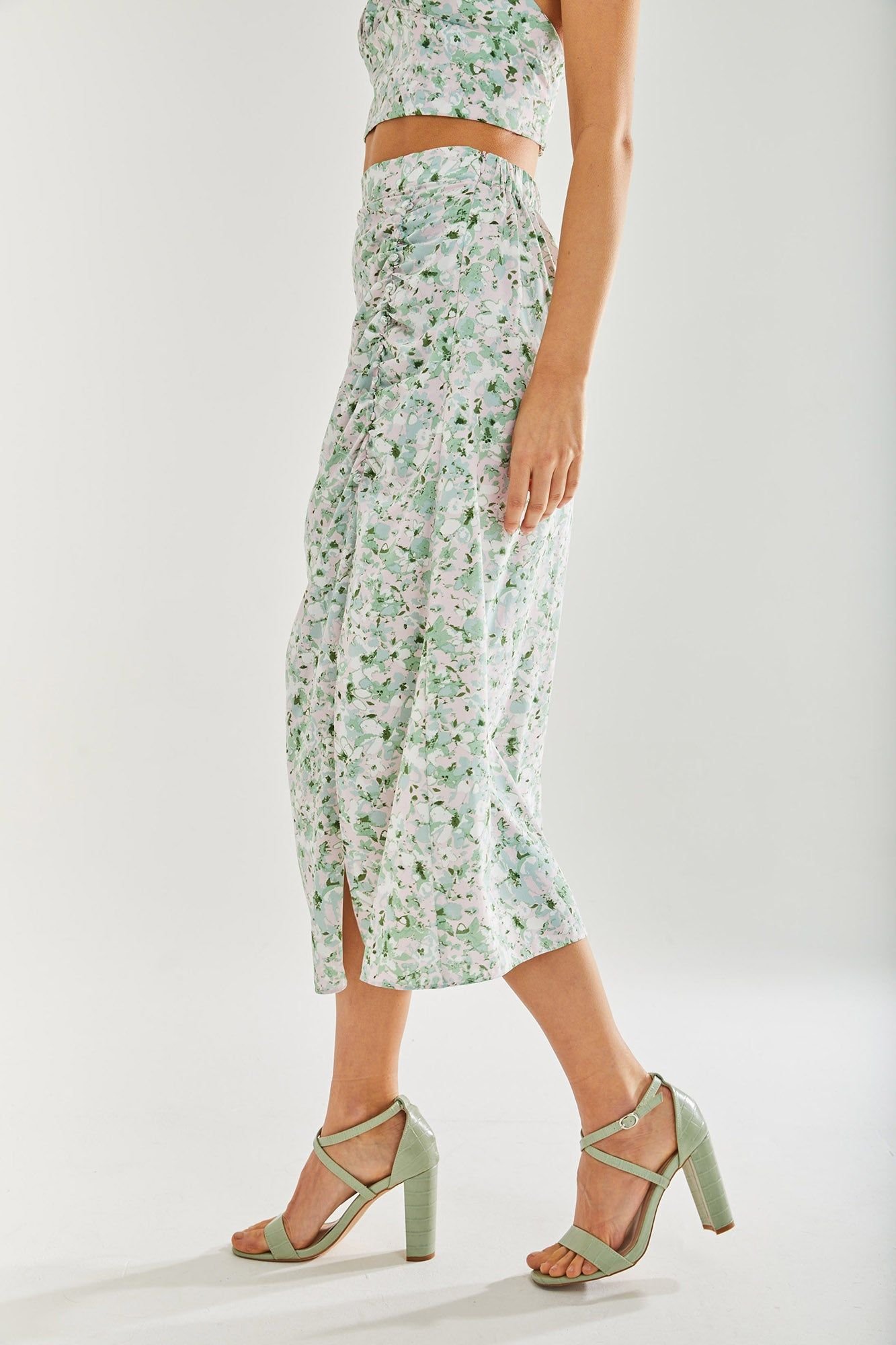 Liquorish Liquorish Women's Green Floral Midi Skirt - 2