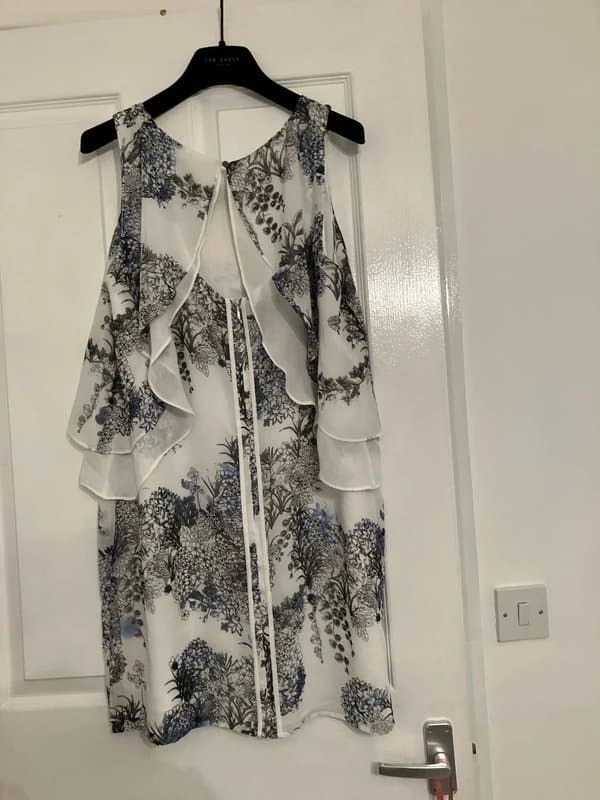 Mint Velvet Mint Velvet sleeveless dress size 16