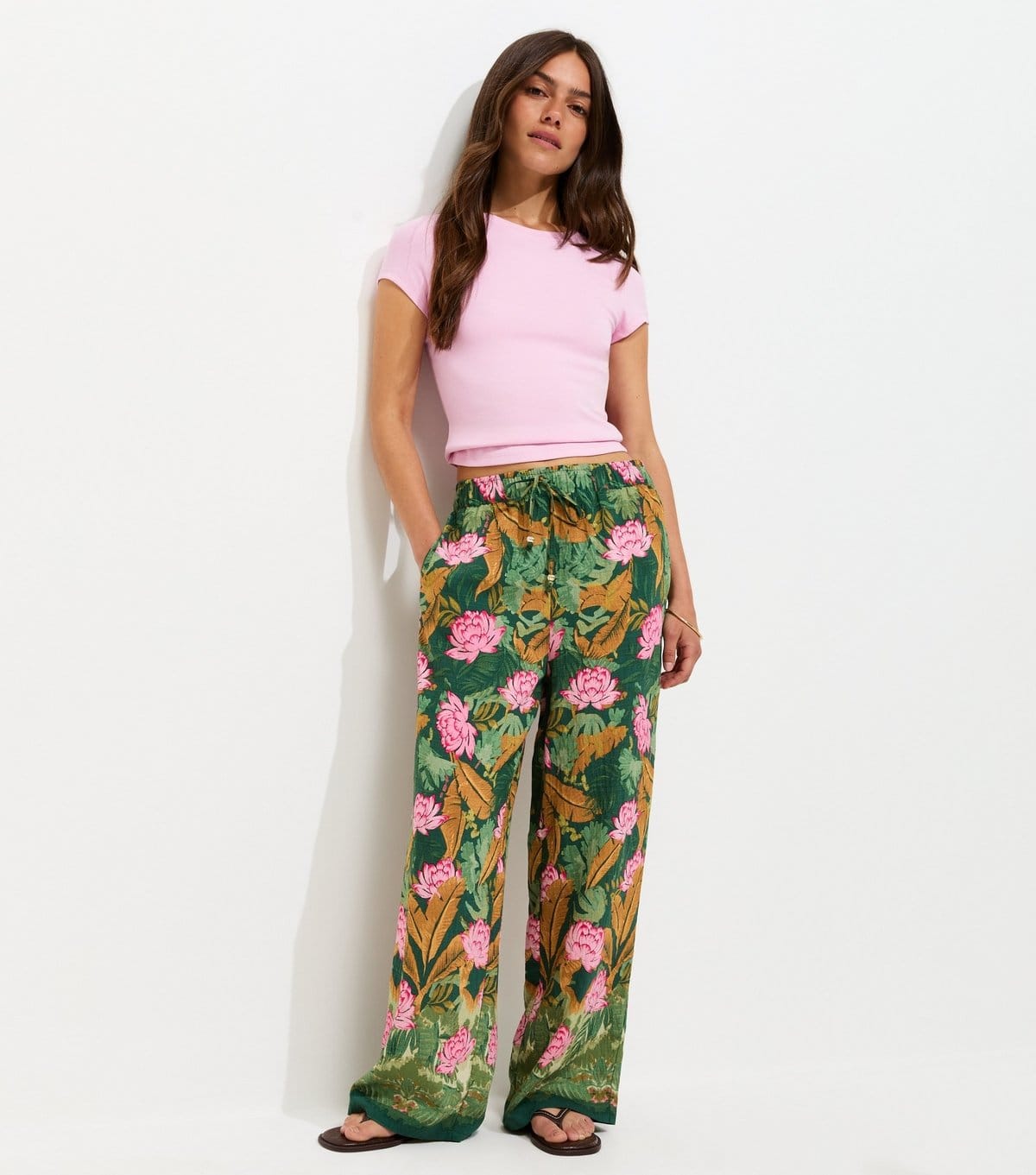 New Look Green Palm Goya Wide Leg Trousers for Petite