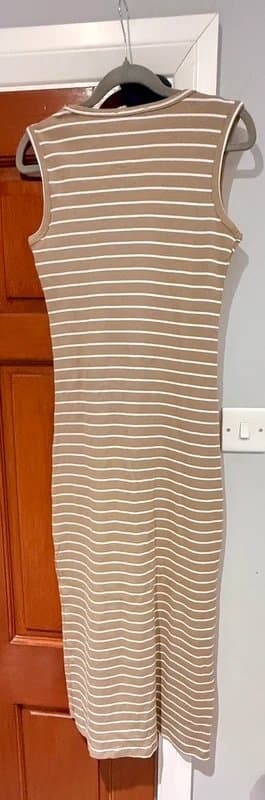 Zara Zara Ribbed Striped Midi Dress – Beige & White – Size L