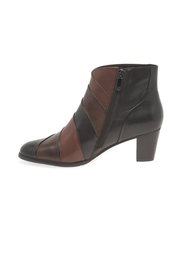 Regarde le Ciel Regarde Le Ciel Women's 'Sonia 38' Ankle Boots in Brown - 2