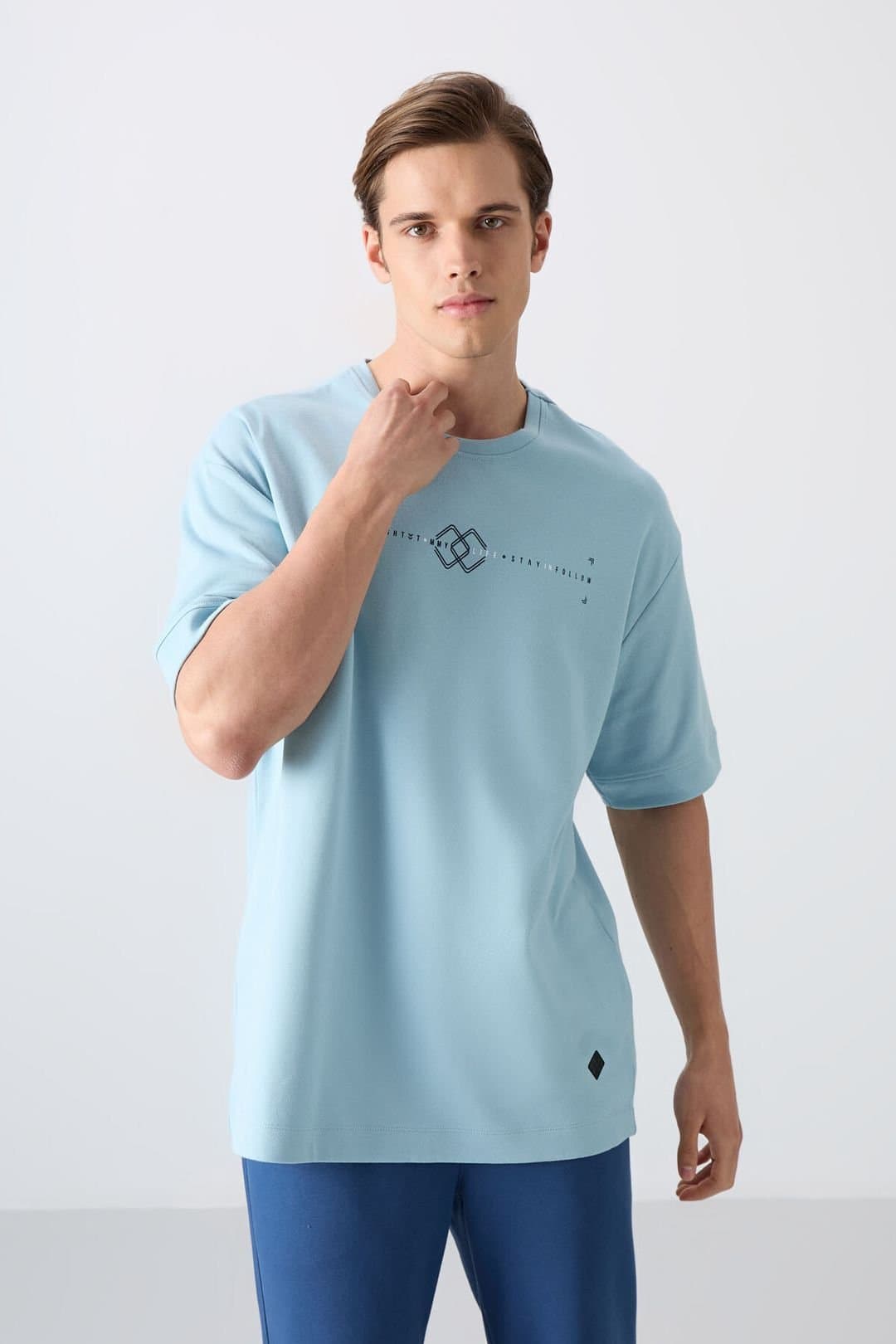 Tommy Life Tommy Life Men's Oversized Printed Crew Neck T-Shirt in Baby Blue