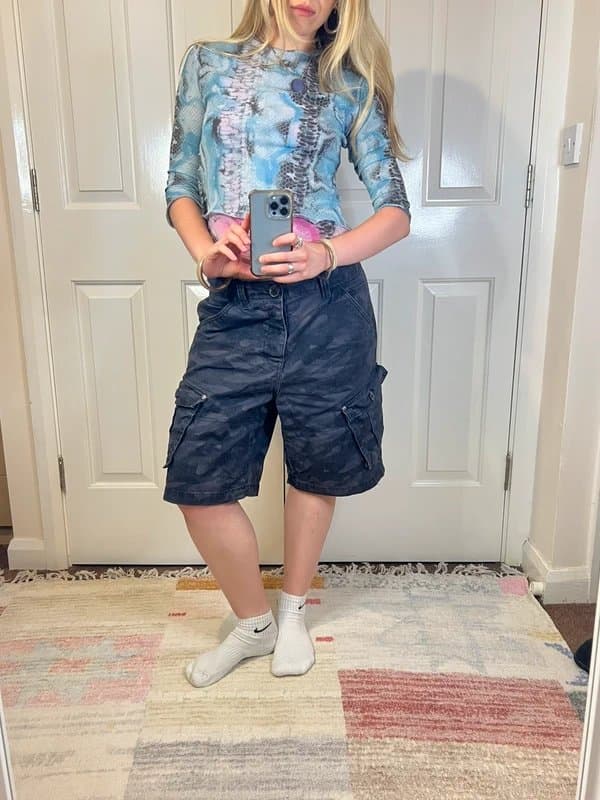 Vintage Dressing 90s camo jorts