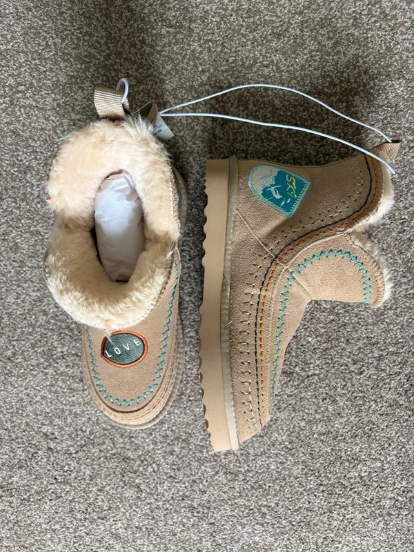 Never Fully Dressed Fur lined beige ski print boots - 1