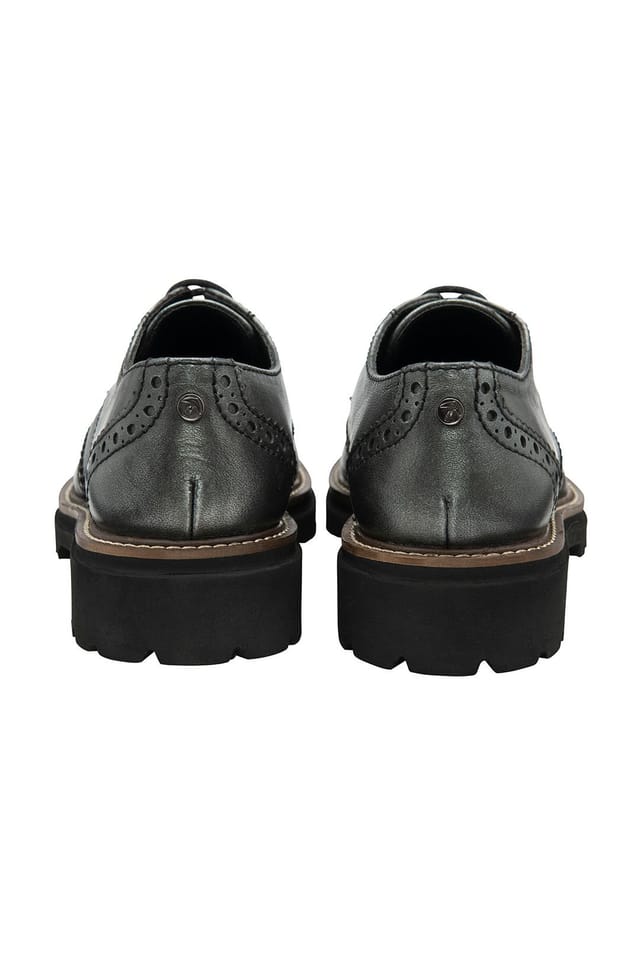 Ravel Ravel Women's Pewter Metallic Leather 'Walsh' Cleated-Sole Brogues in Grey - 3