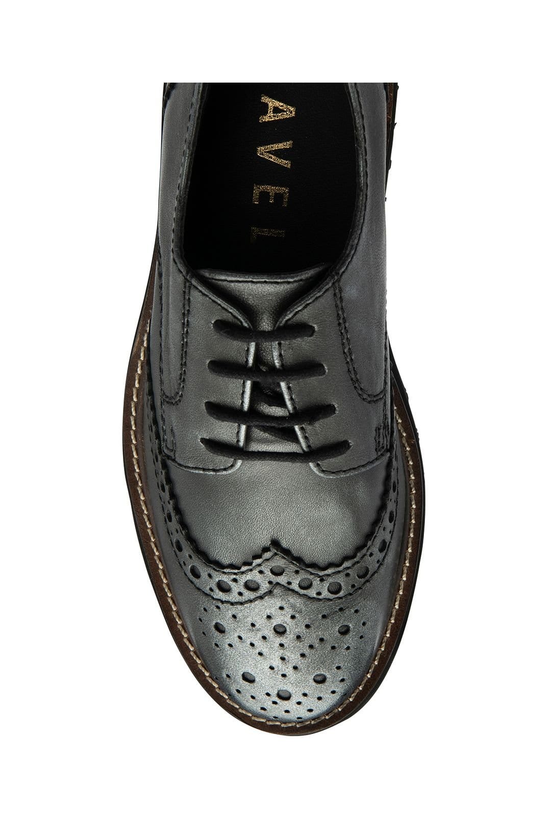Ravel Ravel Women's Pewter Metallic Leather 'Walsh' Cleated-Sole Brogues in Grey - 4