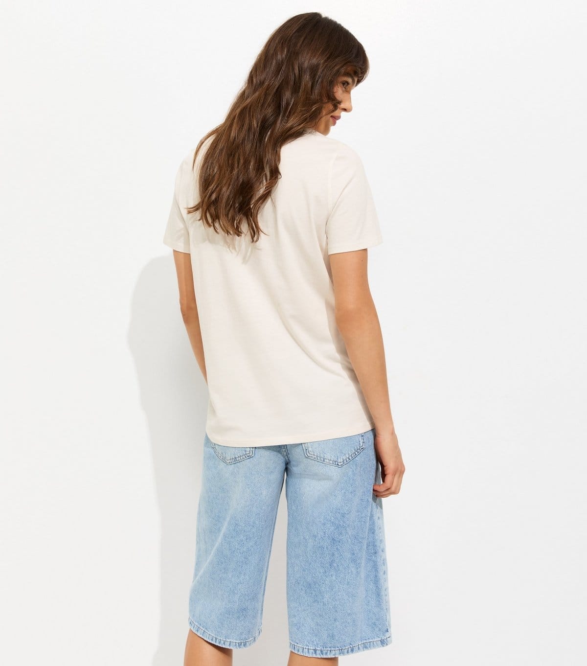 New Look Women's Tall Off White Cotton NYC Relaxed Fit T-Shirt New Look - 4