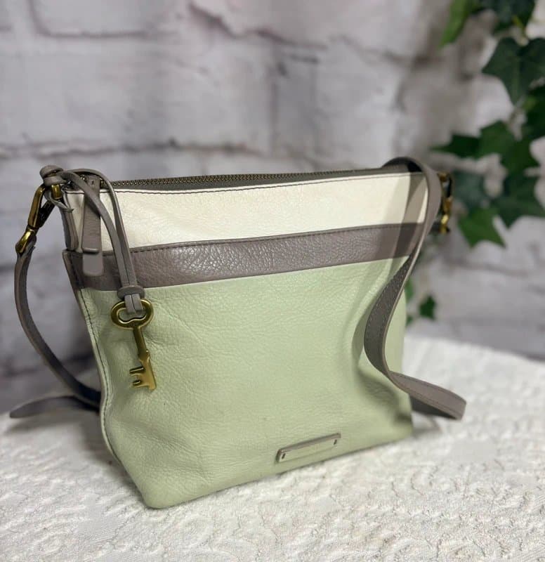 Fossil Fossil Genuine Leather Pale Green Crossbody bag