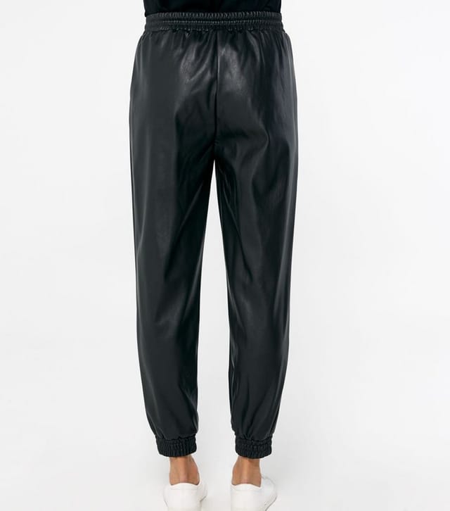 New Look Women's Black Leather-Look Cuffed Joggers New Look - 3