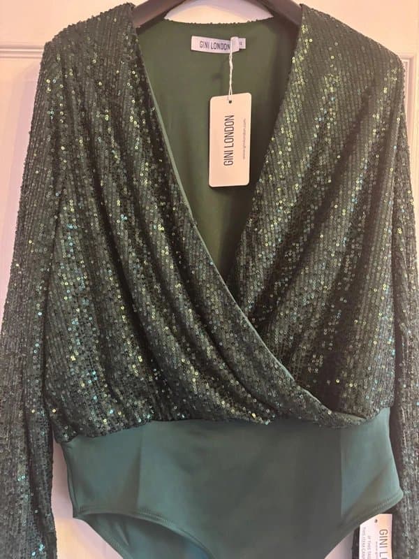 Girl in Mind Girl in mind sequin plunge bodysuit wedding party holiday 12-14 new same day post