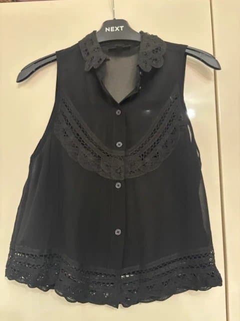 Topshop Topshop Ladies Sheer Black Chiffon Cropped Blouse Size 6 Lace Detailing