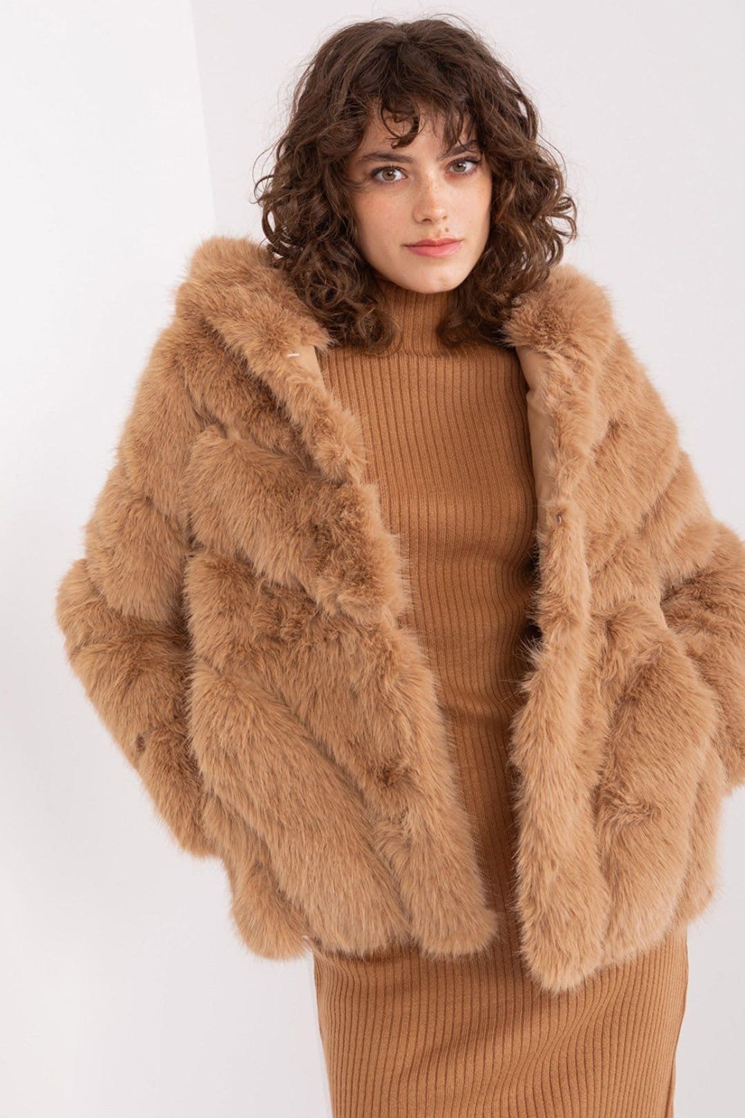 Love Lace Love Lace Women's Elegant Hooded Fur Jacket for Cold Days in Brown - 4