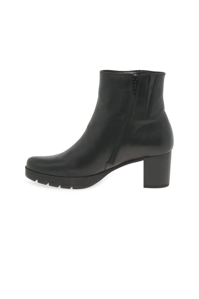 Gabor Gabor Women's 'Essential' Ankle Boots in Black - 2