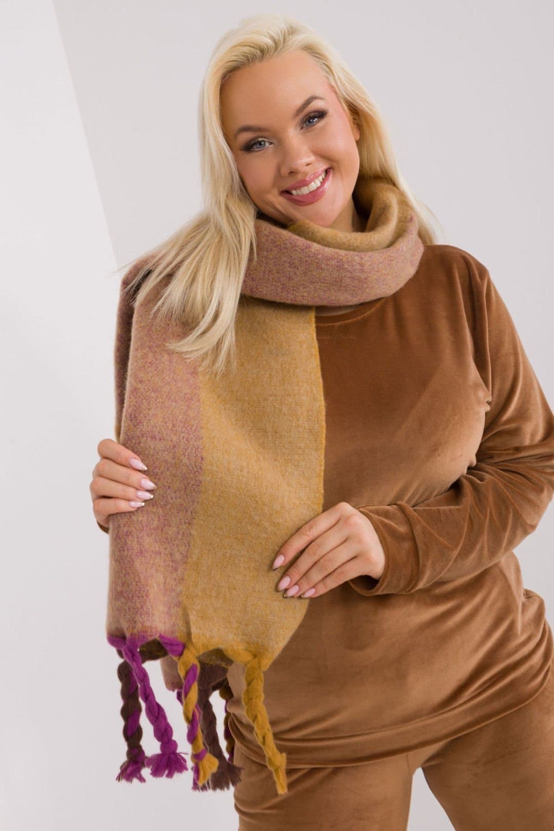 Love Lace Love Lace Yellow Striped Scarf for Women