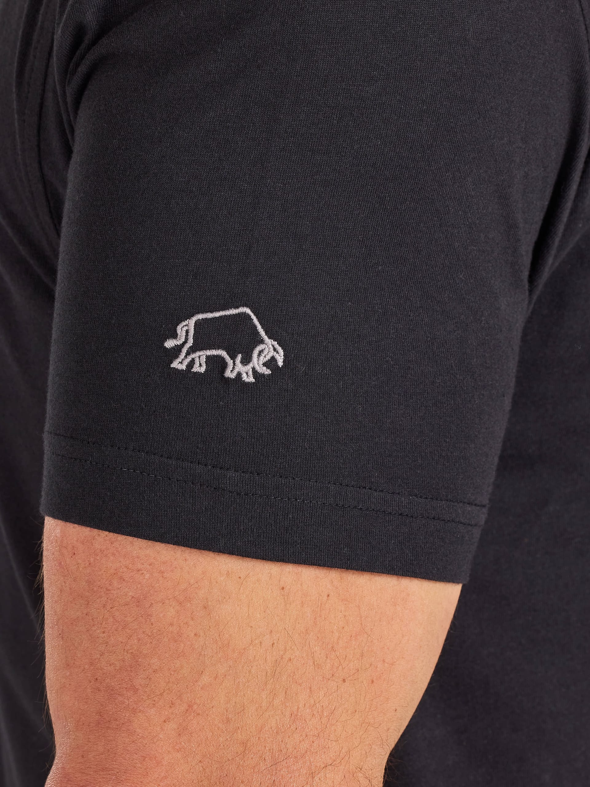 raging bull Raging Bull Men's Slash Bull T-Shirt in Black - 4