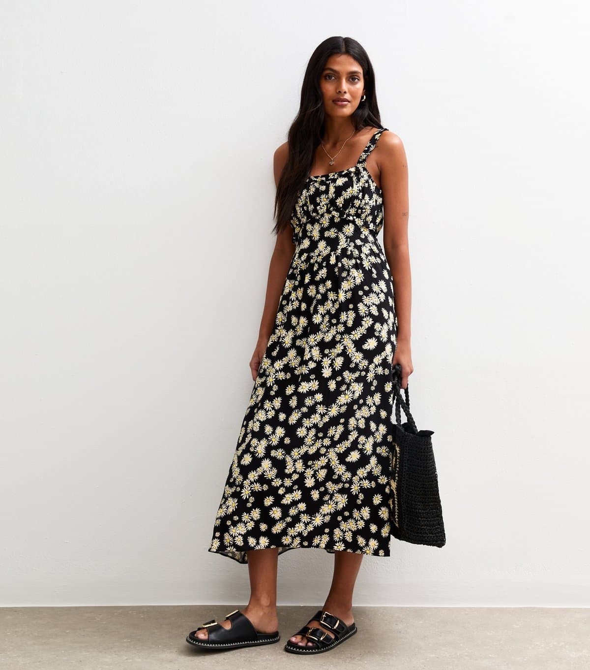 New Look Women's Black Daisy Print Frilly Trim Midi Dress New Look