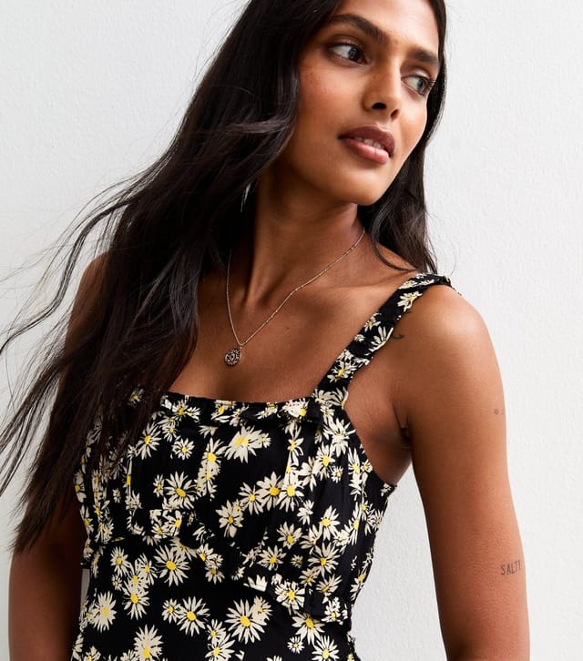 New Look Women's Black Daisy Print Frilly Trim Midi Dress New Look - 2