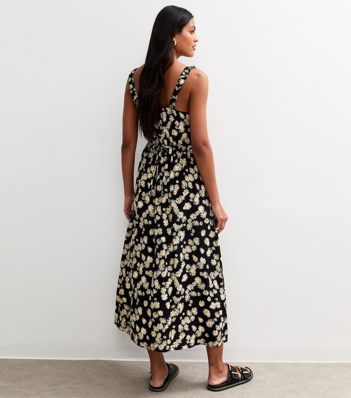 New Look Women's Black Daisy Print Frilly Trim Midi Dress New Look - 4