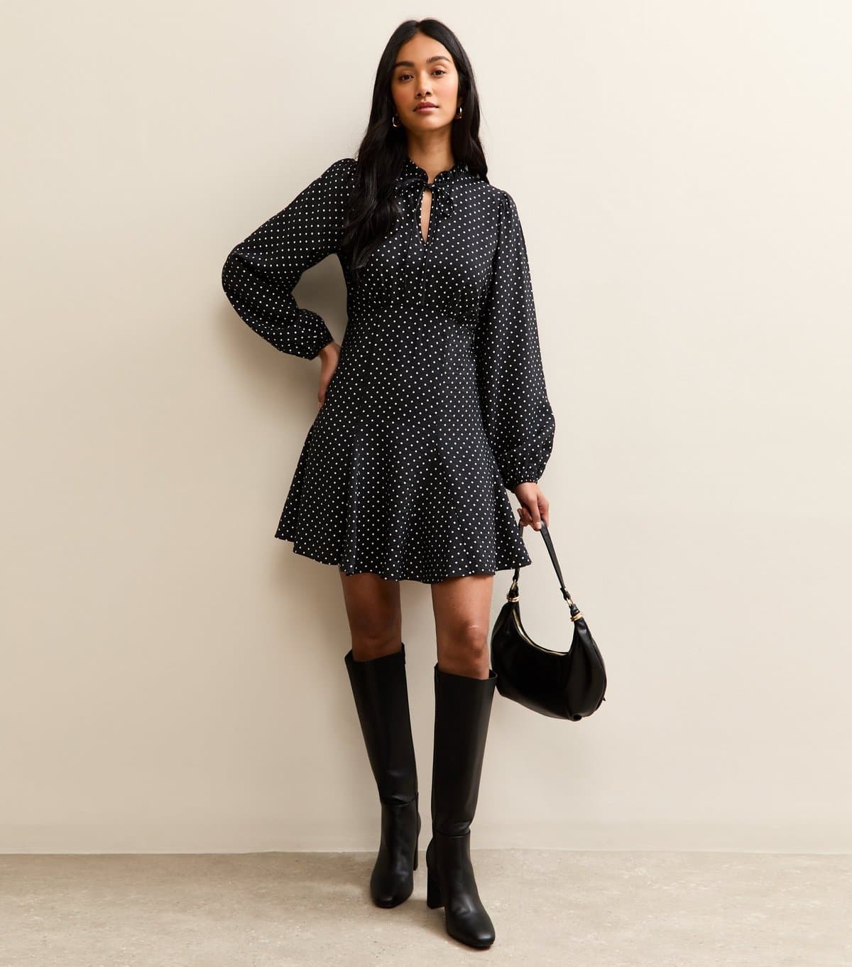 New Look Women's Black Polka Dot Keyhole Midi Dress New Look