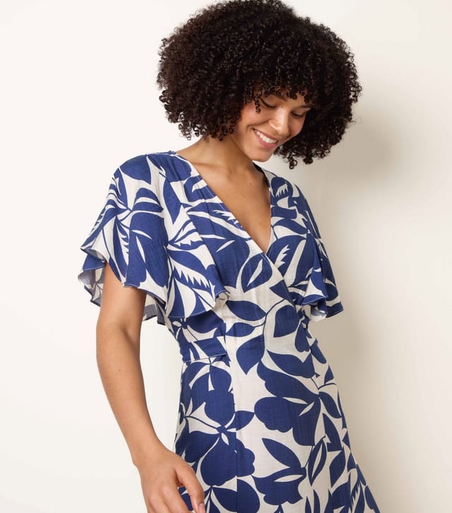 Blue Vanilla Women's Blue Floral Wrap Midi Dress Blue Vanilla New Look - 2