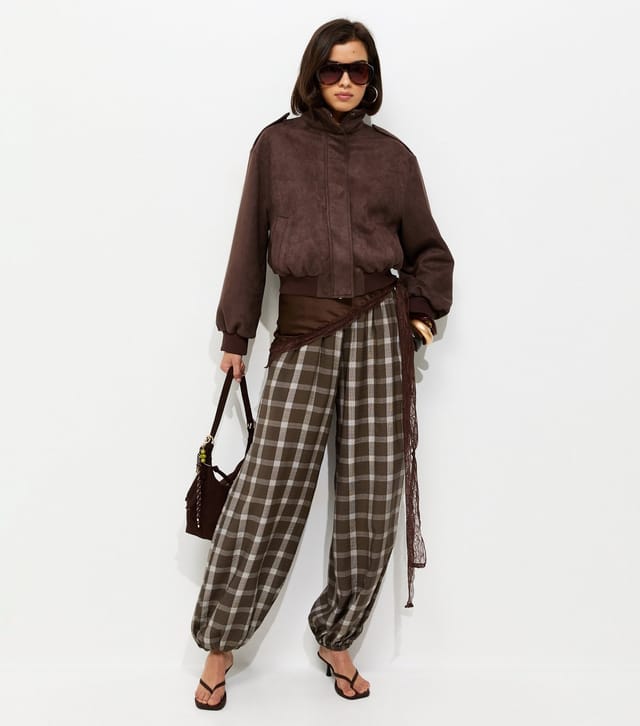 New Look Women's Brown Check Cuffed Leg Trousers New Look - 2
