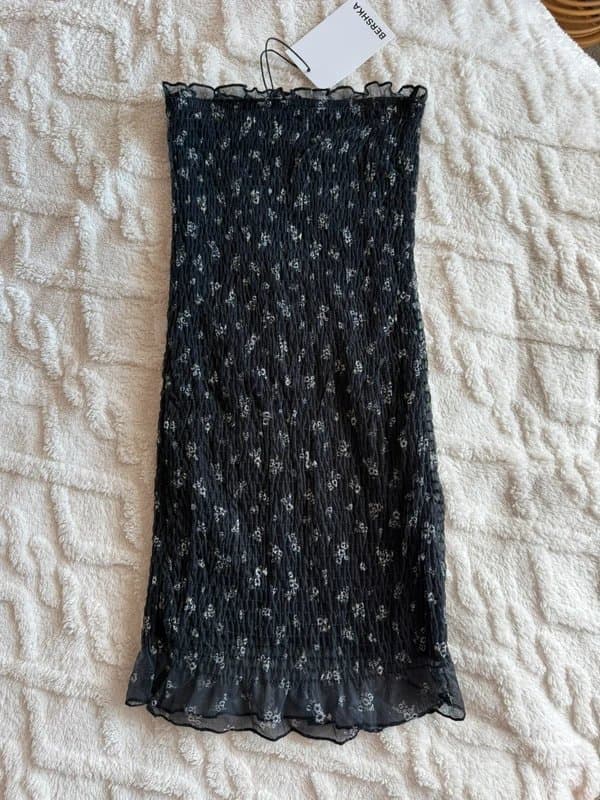 Bershka Bershka Black Floral Bandeau Mini Dress - Size XS – BNWT