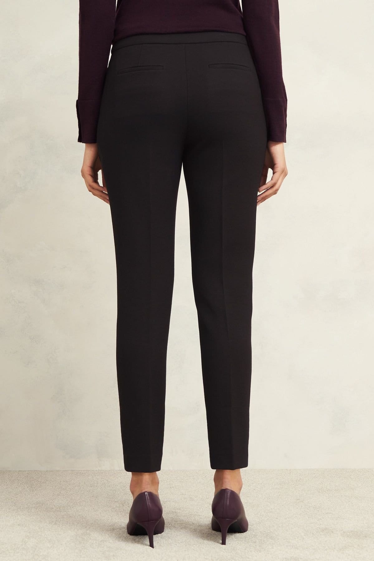 Hobbs London Hobbs London Women's Mia Slim Pants in Black - 4