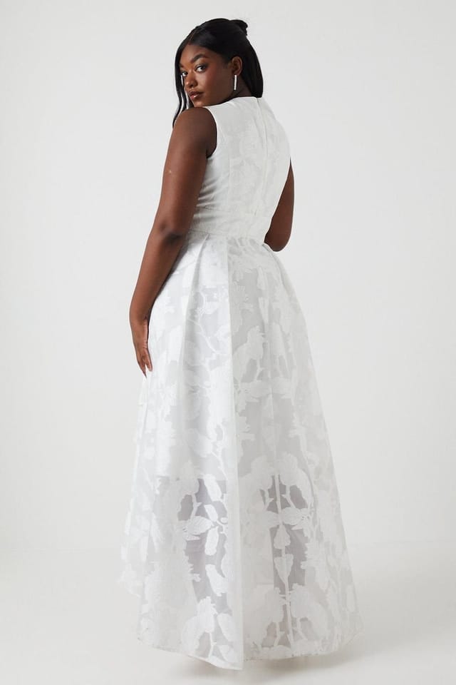 Coast Coast Women's Plus Size Plunge Neck Waterfall Organza Jacquard Maxi Wedding Dress in Ivory - 3