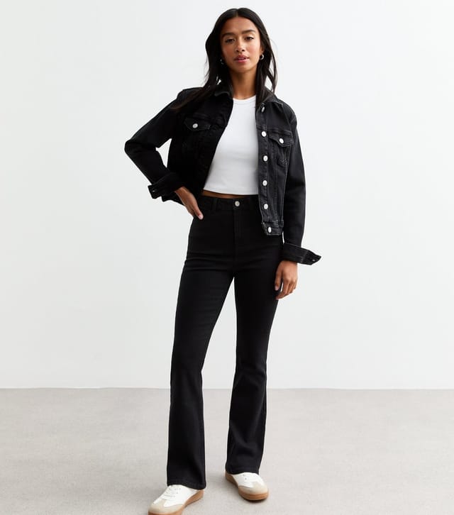 New Look Women's Petite Washed Black Waist Enhance Quinn Bootcut Jeans New Look - 2