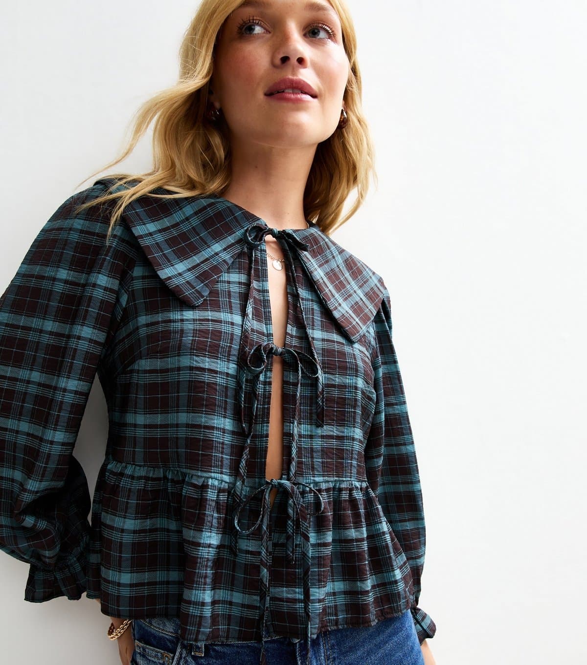 New Look Women's Brown Checked Tie Up Shirt New Look