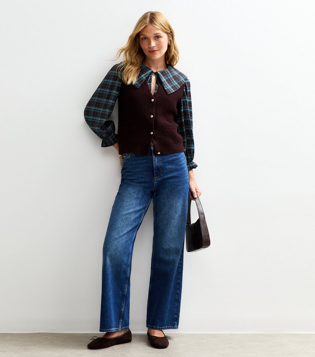 New Look Women's Brown Checked Tie Up Shirt New Look - 2