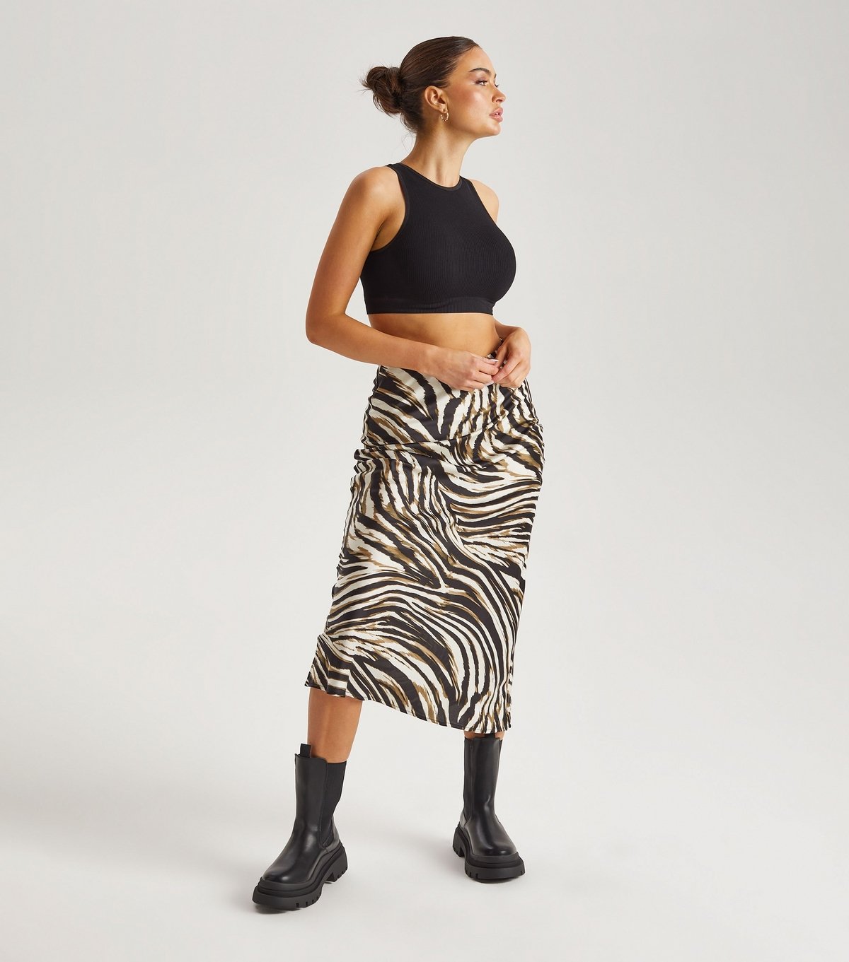 Urban Bliss Women's White Animal Print Bias Cut Midi Skirt Urban Bliss New Look - 3