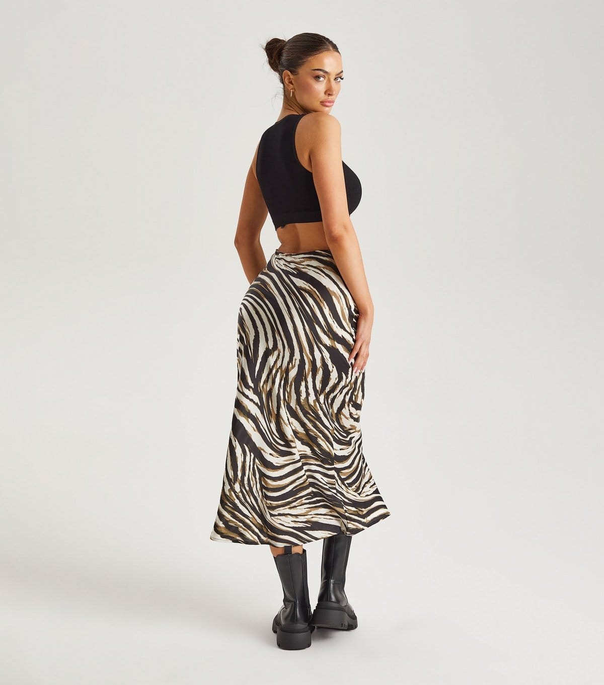 Urban Bliss Women's White Animal Print Bias Cut Midi Skirt Urban Bliss New Look - 4