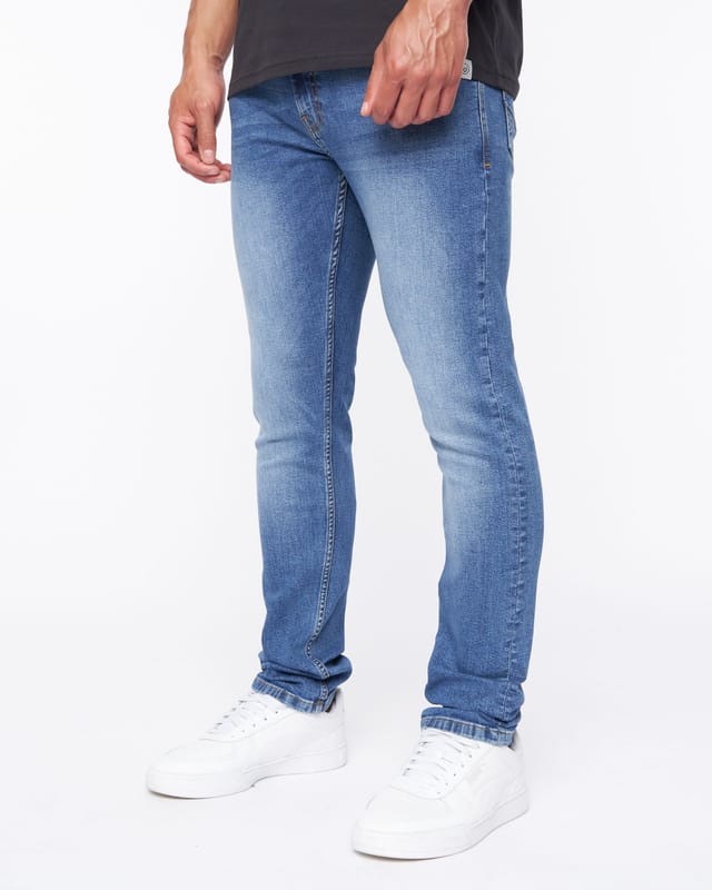 Duck&Cover Duck&Cover Doves Men's Slim-Fit Comfort Stretch Jeans with Zip Fly in Mid Blue - 3