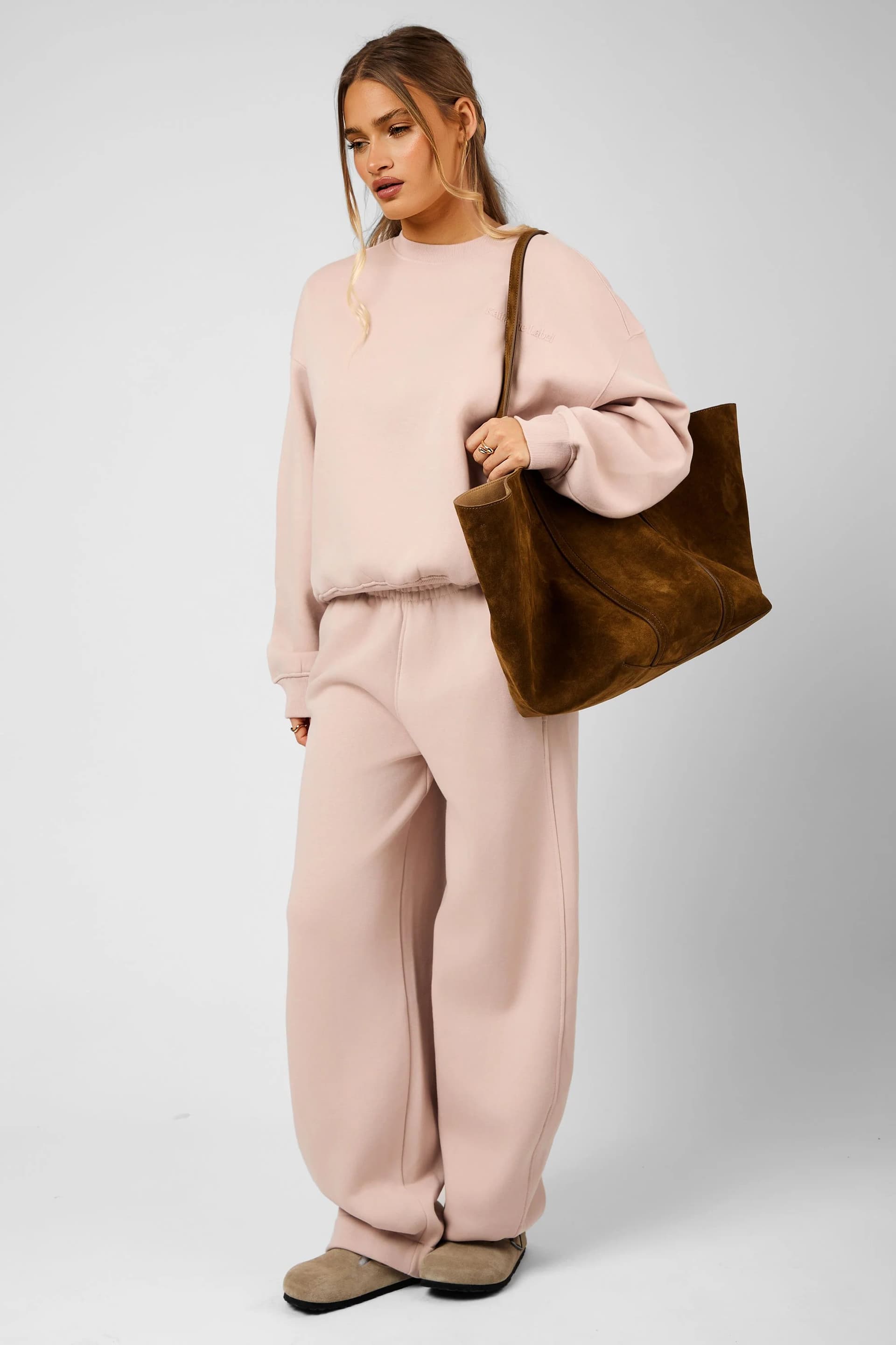 Kaiia Kaiia The Label Seam Detail Side Pocket Barrel Leg Joggers Pink Champagne