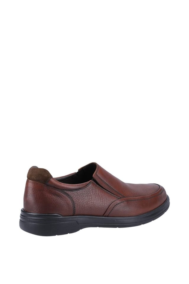 Hush Puppies Hush Puppies Men's 'Matthew' Classic Slip On Shoes in Brown - 2