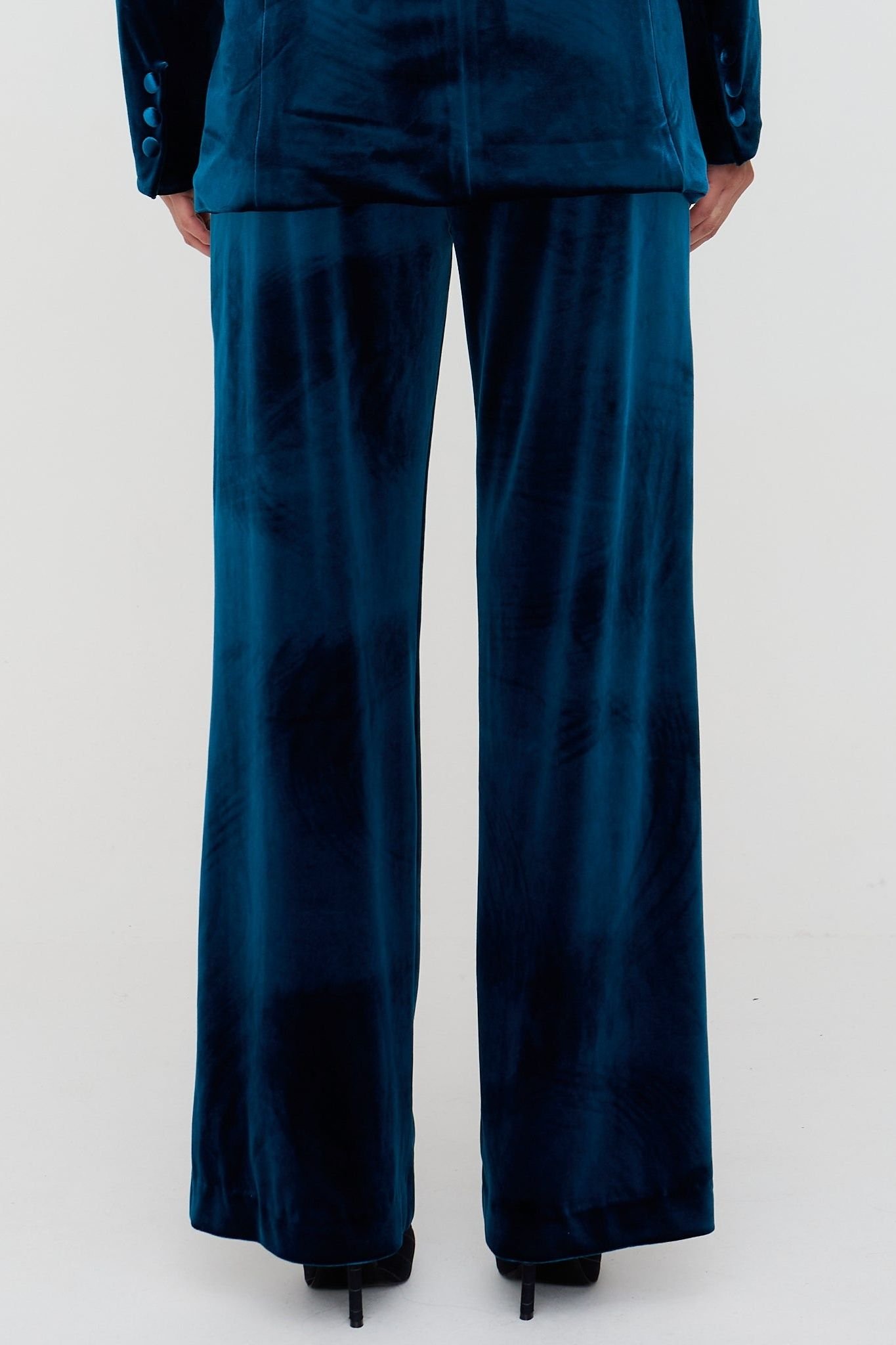 Lily and Lionel Lily and Lionel Women's Valerie Straight Leg Velvet Trouser In Teal - 4