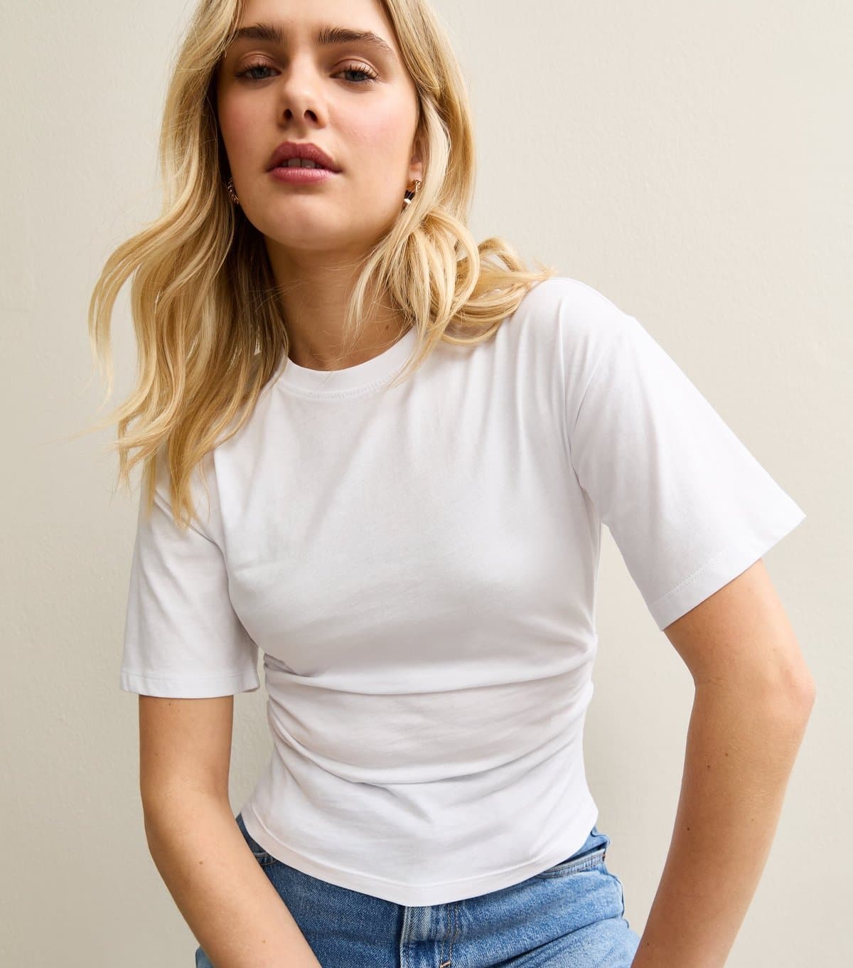 New Look Women's White Ruched Waist Crew Neck T-Shirt New Look