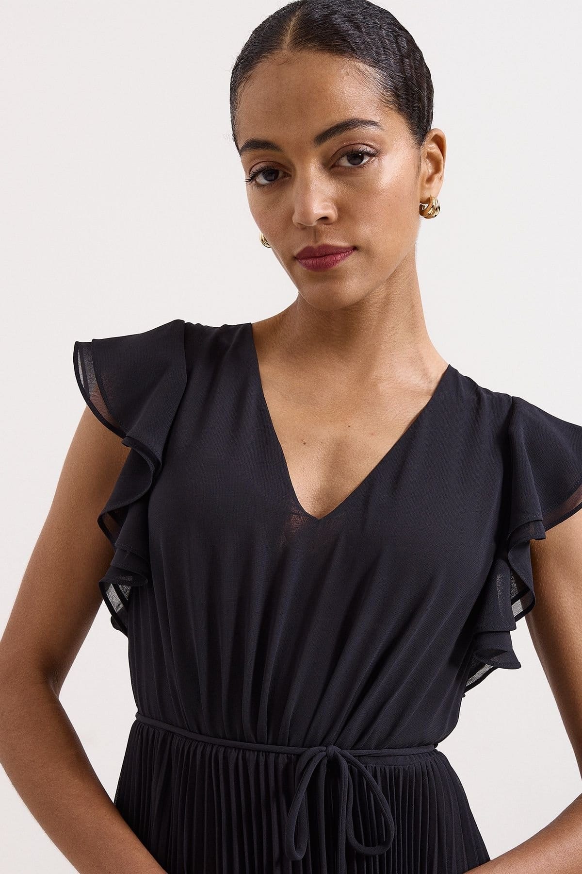 Phase Eight Phase Eight Women's Pleated Romance Maxi Dress in Black - 4