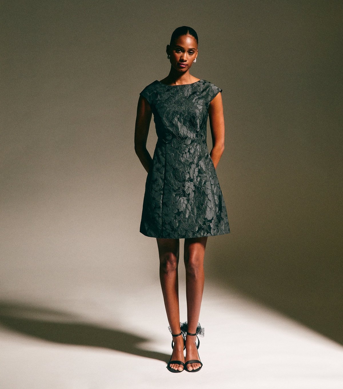 New Look Women's Black Floral Jacquard Bow Mini Dress New Look - 3