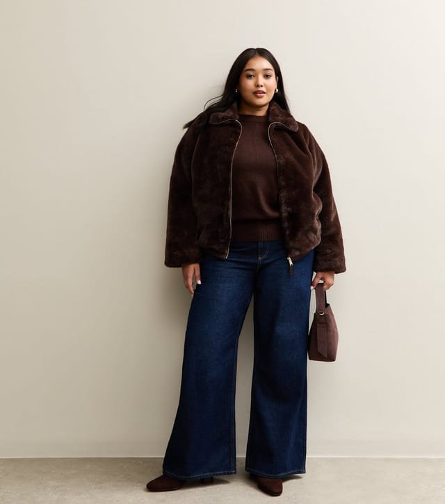 New Look Women's Plus Size Dark Brown Faux Fur Bomber Jacket Curves New Look - 3