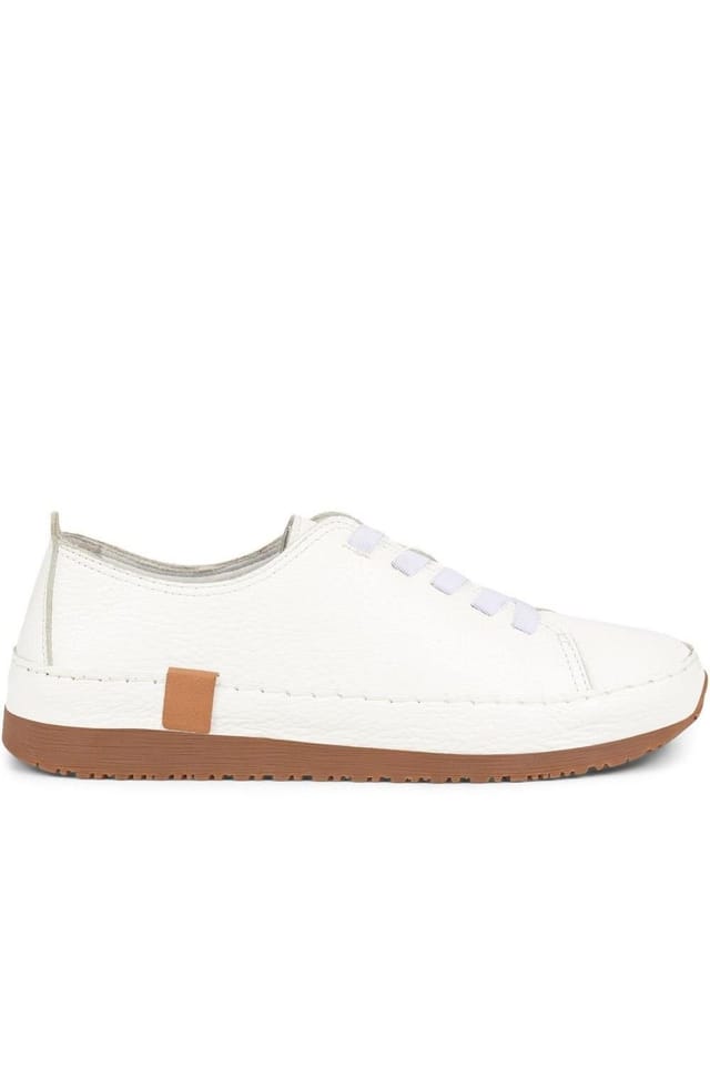 Jones Bootmaker Jones Bootmaker Women's Amarilla Lace-Up Trainers in White - 2