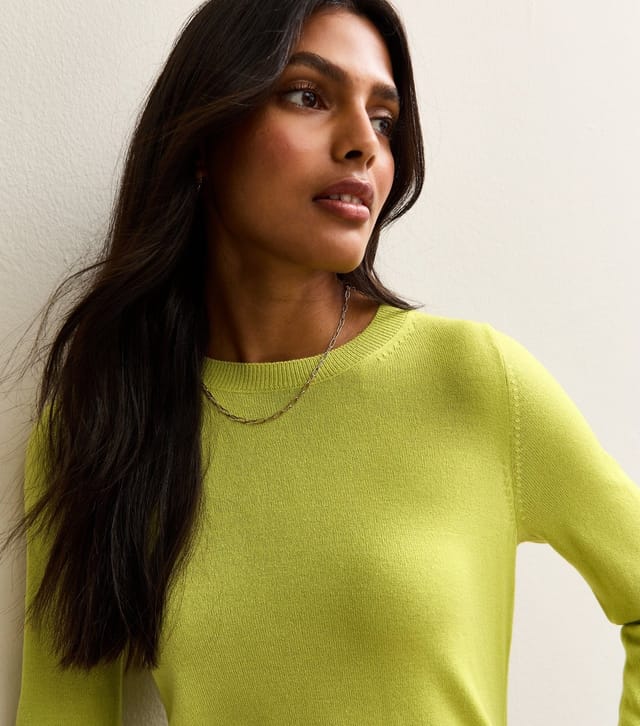 New Look Women's Bright Green Crew Neck Jumper New Look - 2