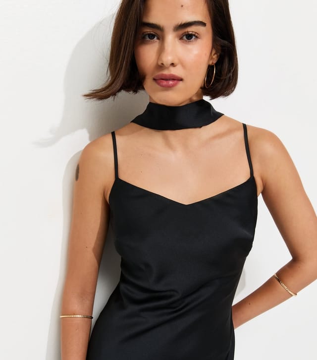New Look Women's Black Satin Slip Midi Dress with Scarf New Look - 2